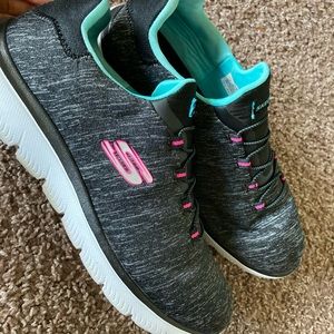 Summits - Quick Getaway women shoes sketcher